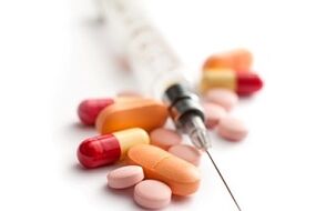 Osteokondrozni davolash uchun planshetlar va in'ektsiyalar